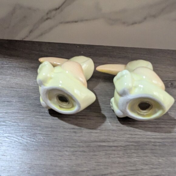 Ceramic Toucan Salt & Pepper Shaker Set Vintage Pastel Pink  Cream Collectible - Picture 5 of 7